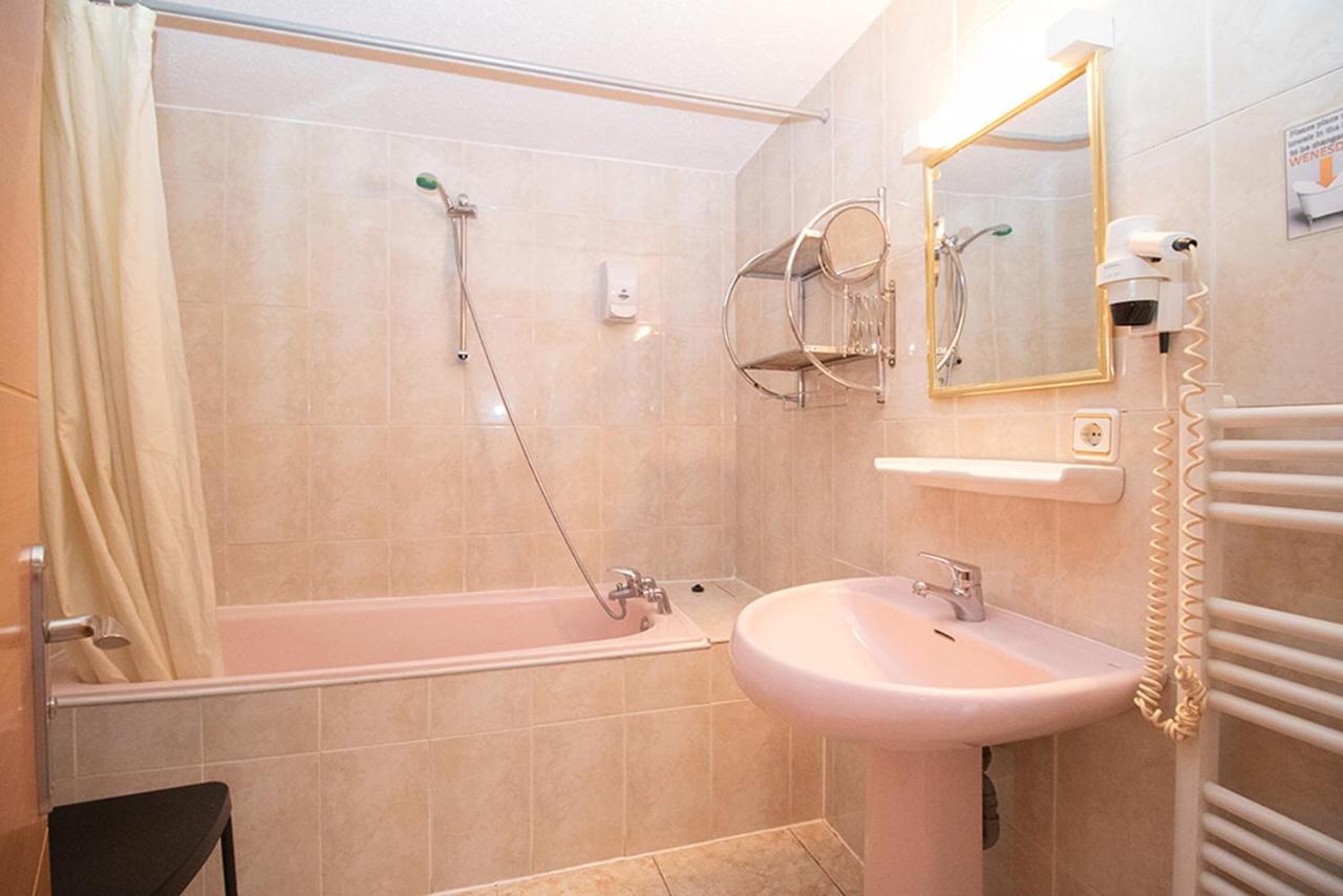 Apartaments Turistics Natural Suites Manzano 3000 Pas De La Casa Kültér fotó